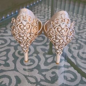 Badgley Mischka Meagan Wedges